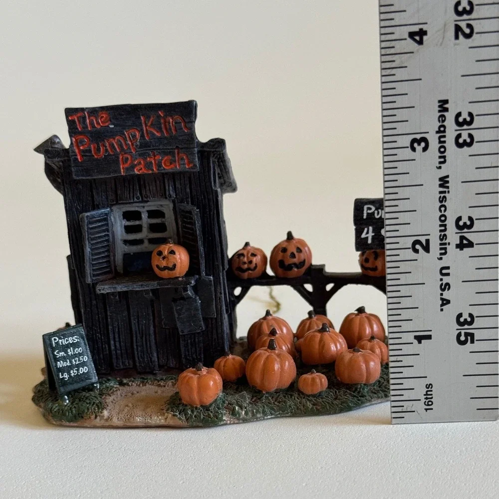 Lemax Spooky Town The Pumpkin Patch Halloween Village Figurine 04521A Year 2000